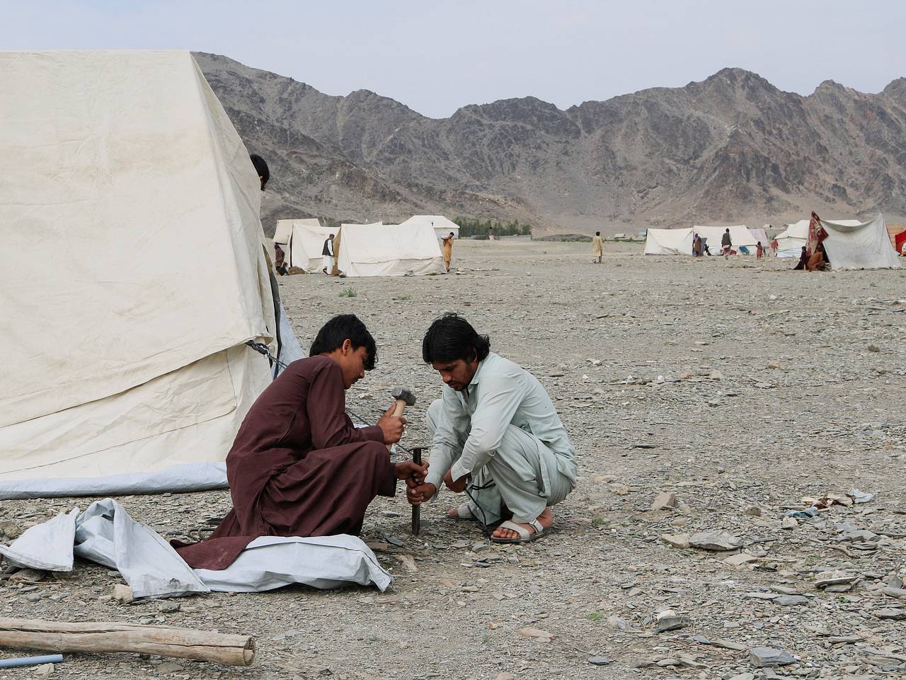 Тревел-блогер описал афганцев фразой «благосклонно настроены к гостям из России»