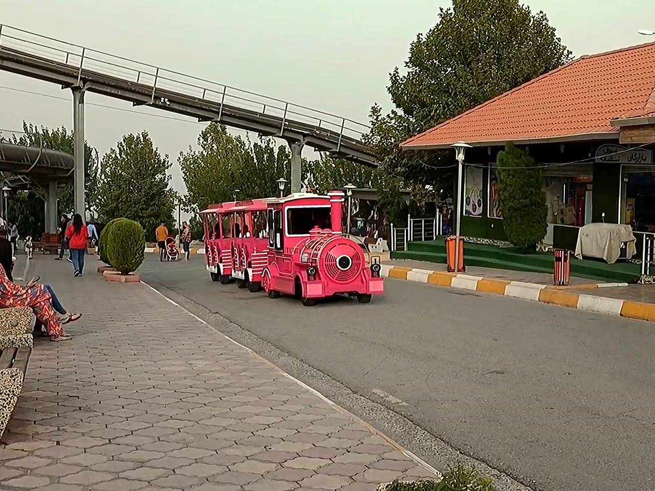 Российская тревел-блогерша описала отдых в Курдистане словами &laquo;курорт на месте свалки&raquo;