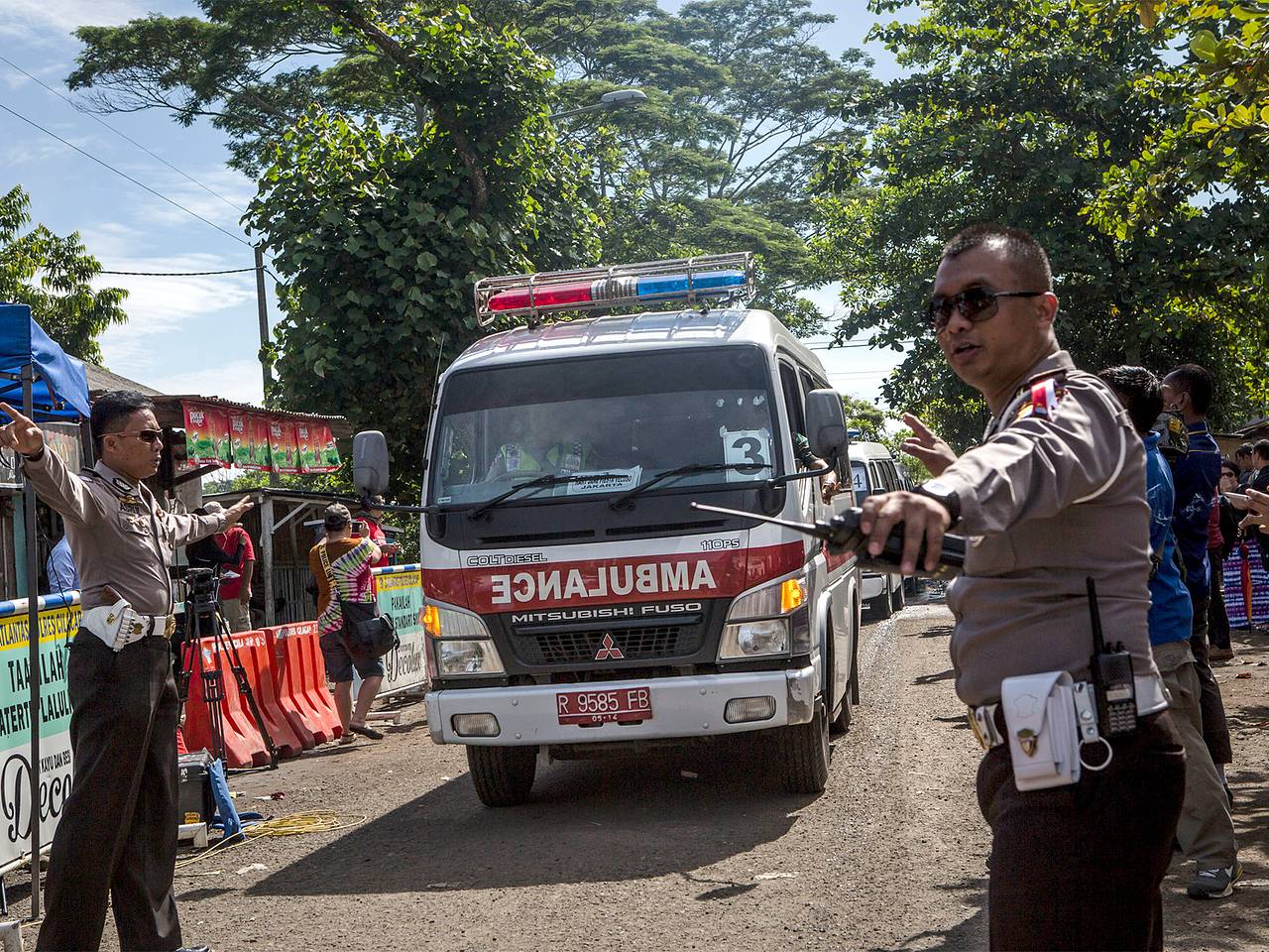 Турист отправился на Бали, попал в аварию и раздробил глазницу