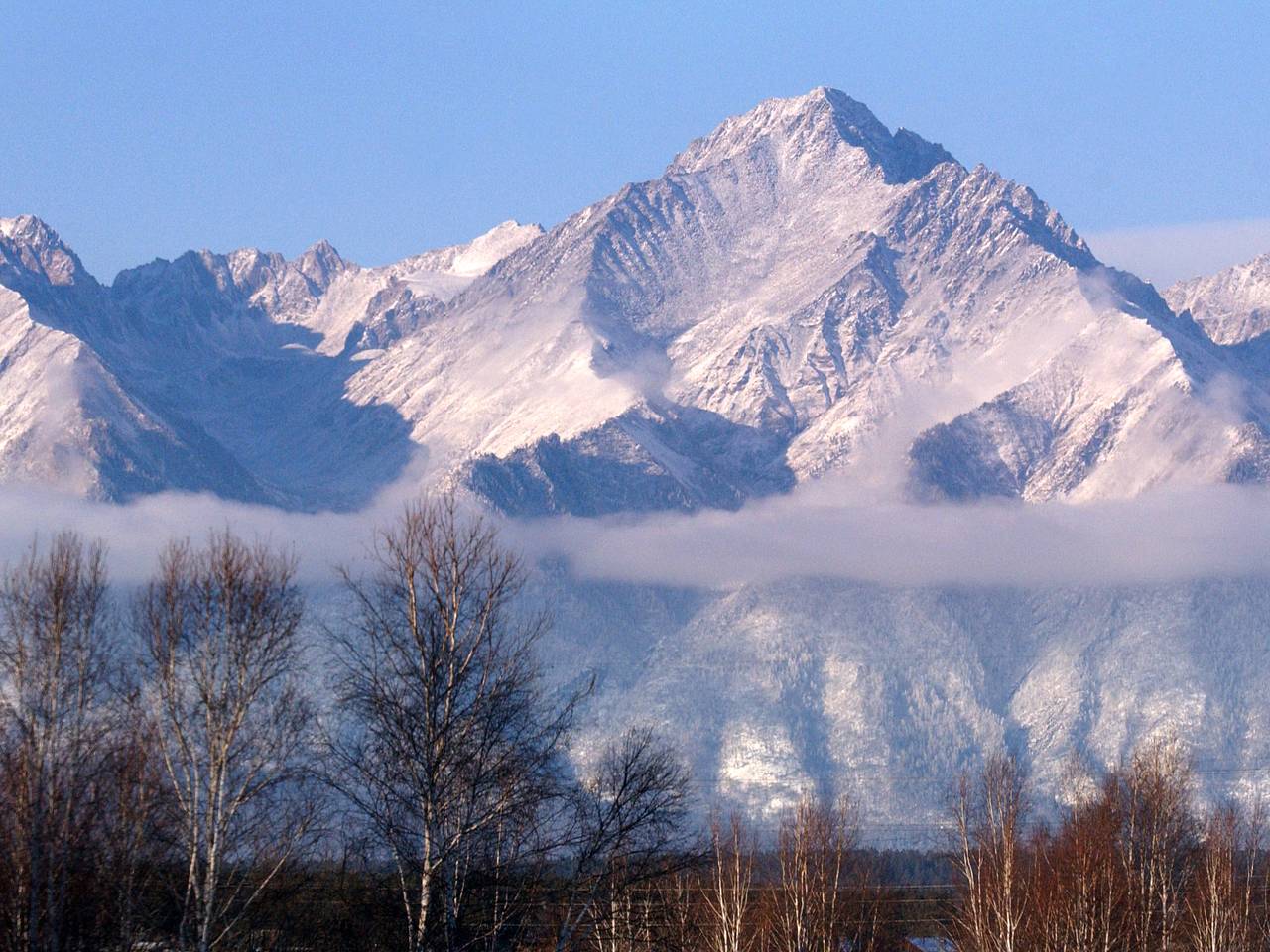 Раскрыты подробности о туре с попавшими под лавину в Бурятии альпинистами