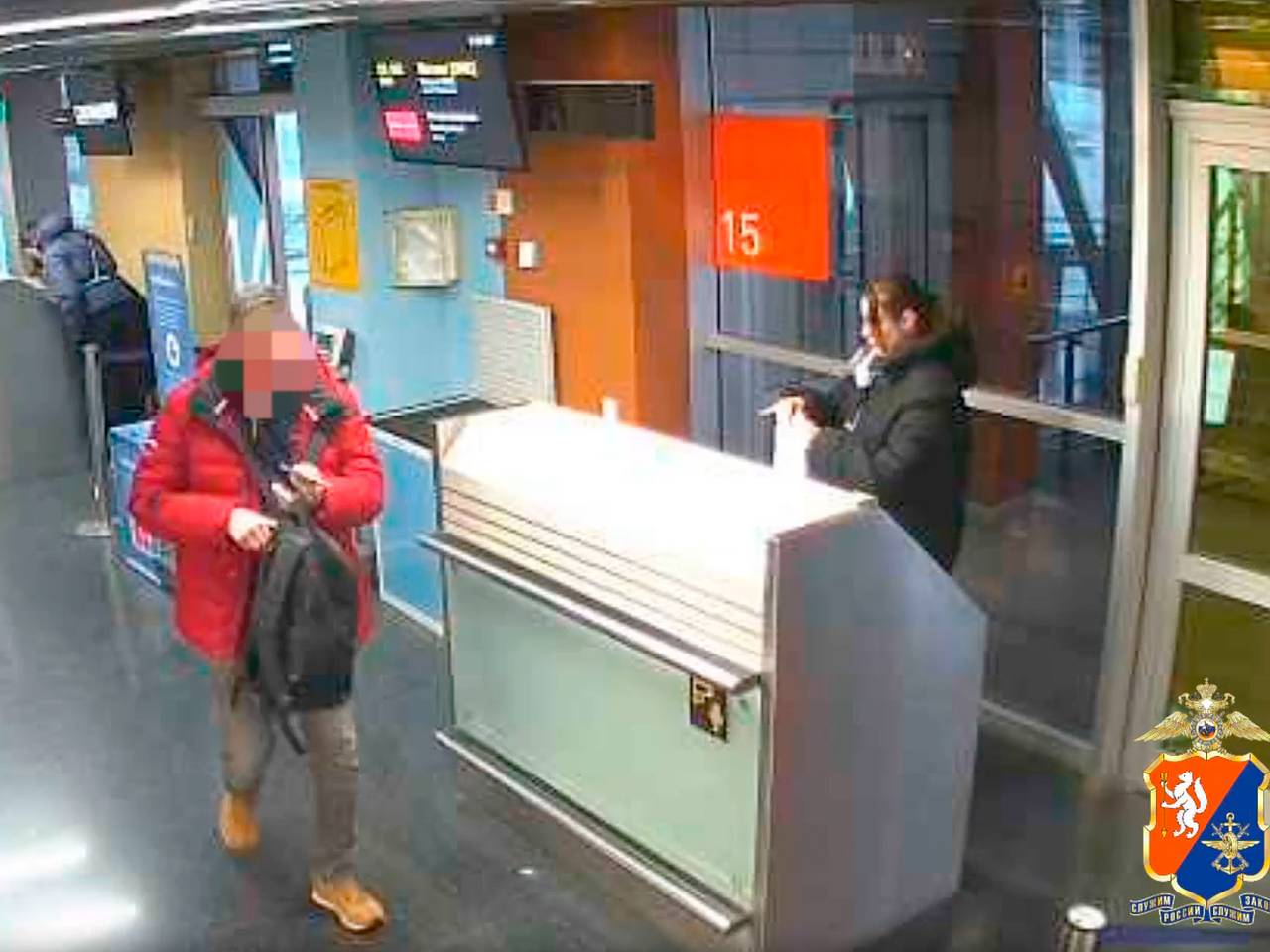 Россиянин украл у сотрудницы авиакомпании телефон, улетел в другой город и попался