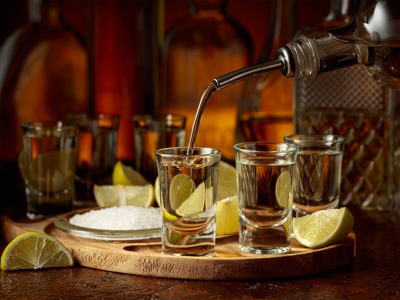 Пассажирка выпила 14 рюмок текилы, получила травму и засудила круизную компанию