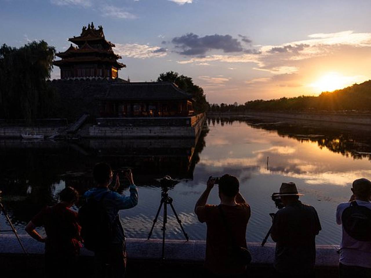 Китай согласился продлить безвизовый режим с Россией на год