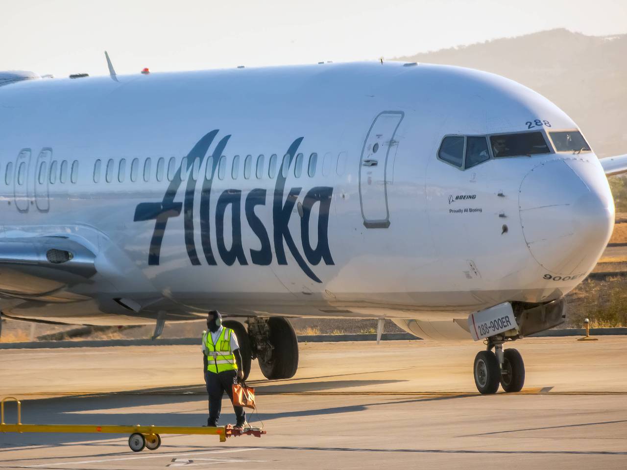 Авиакомпания внесла пассажира в черный список за одно действие в туалете самолета