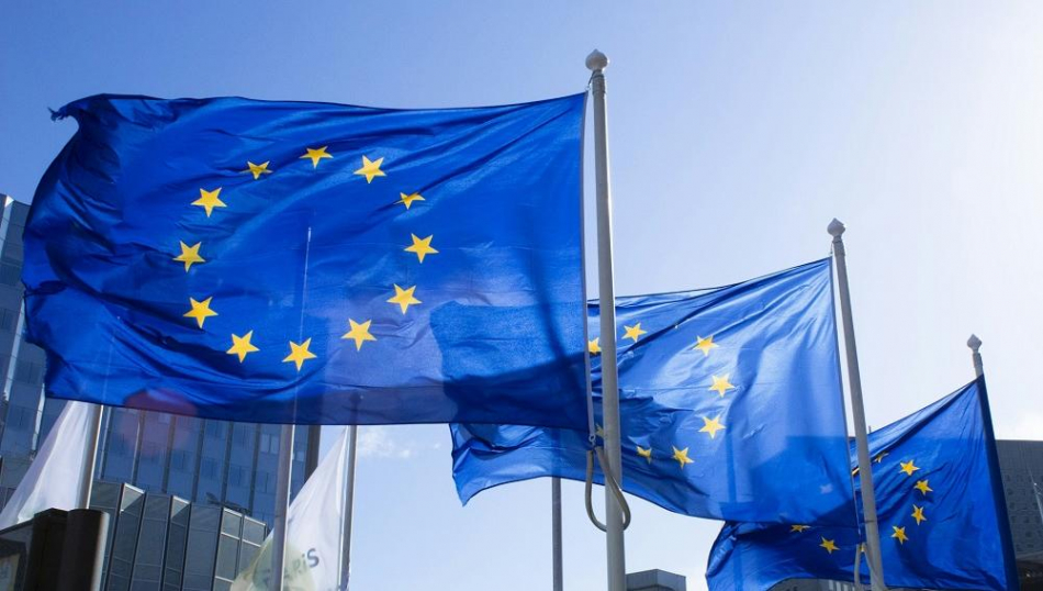 Прохождение границы в аэропортах Европы доходит до 4-6 часов