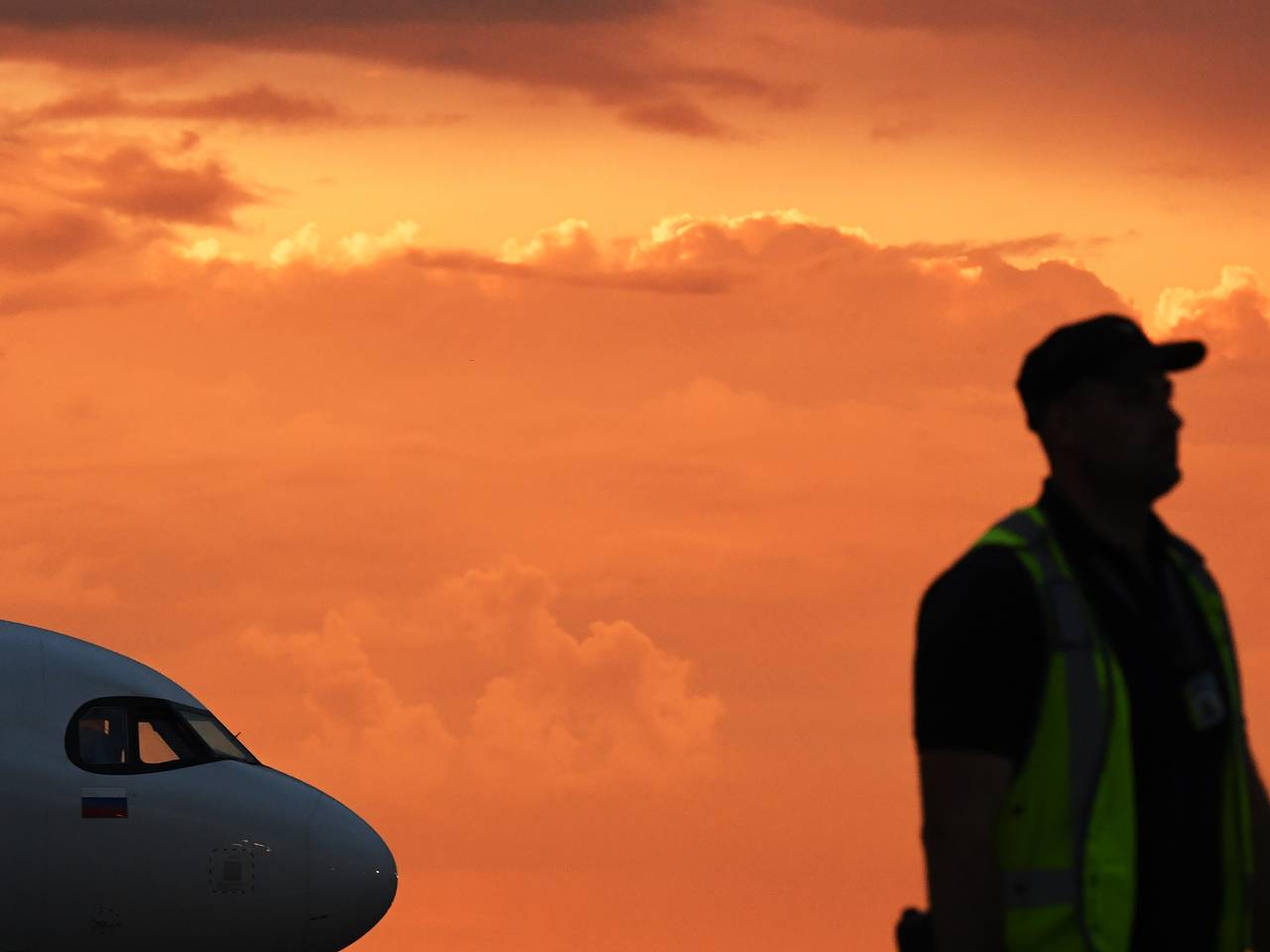 Россиянина сняли с рейса из-за миллионного долга по алиментам