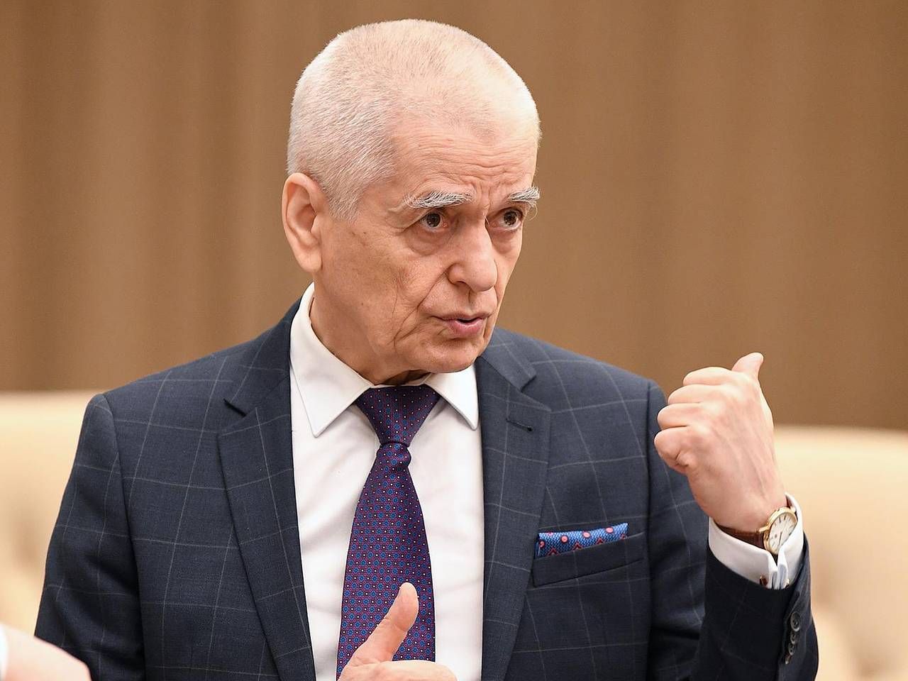 Онищенко предостерег россиян от поездок в Африку строчкой из &laquo;Айболита&raquo;