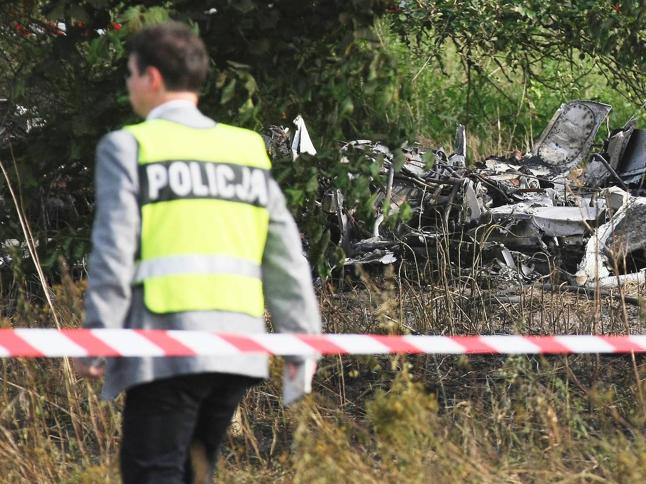 Два пассажира не выжили при крушении самолета в Польше