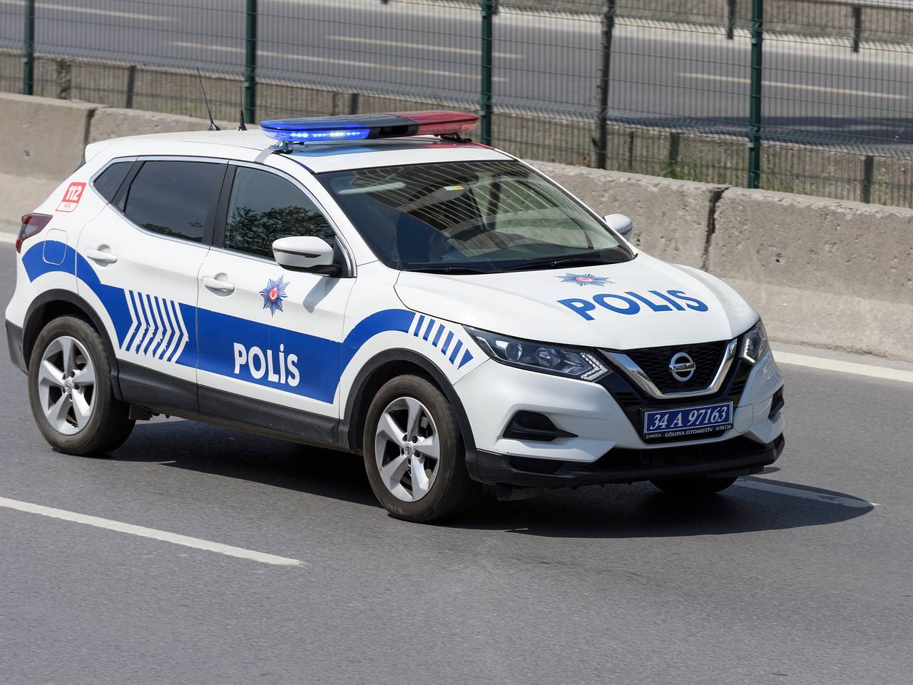 Туриста нашли бездыханным в автодоме в Турции