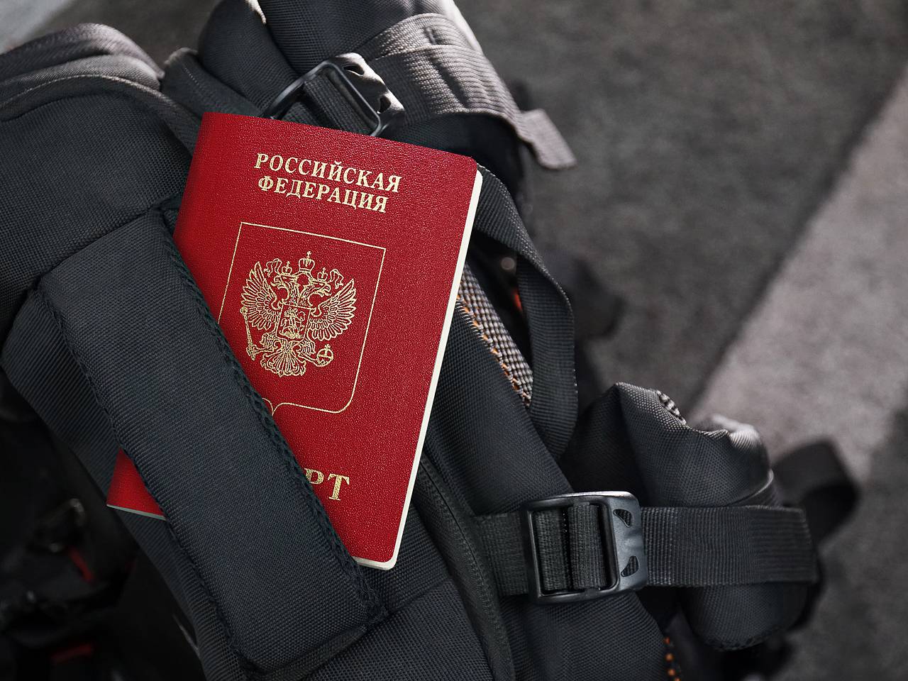 Россиянка отсудила у службы доставки более полумиллиона рублей за потерянный паспорт