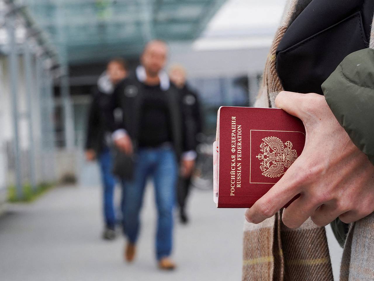 В Европе побоялись остаться без средств к существованию из-за отказа россиянам в визах