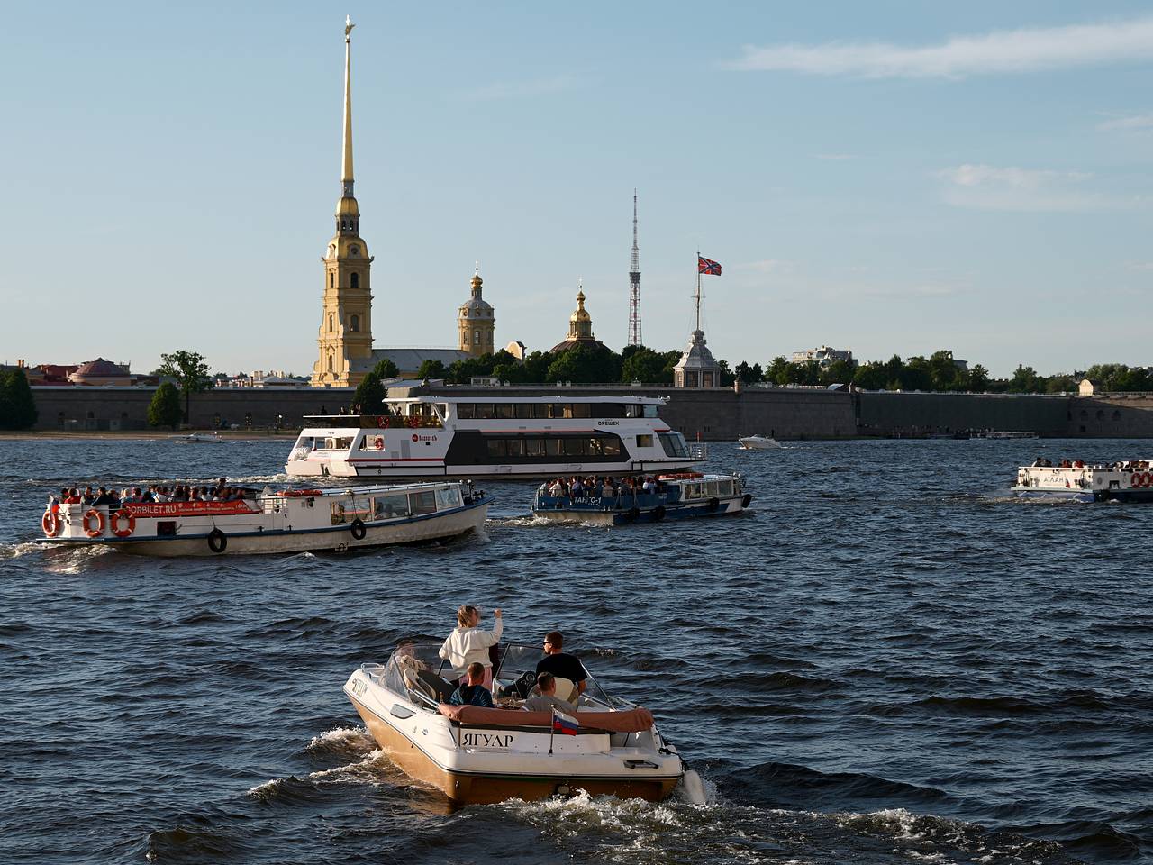 Стали известны планы россиян на отдых в октябре