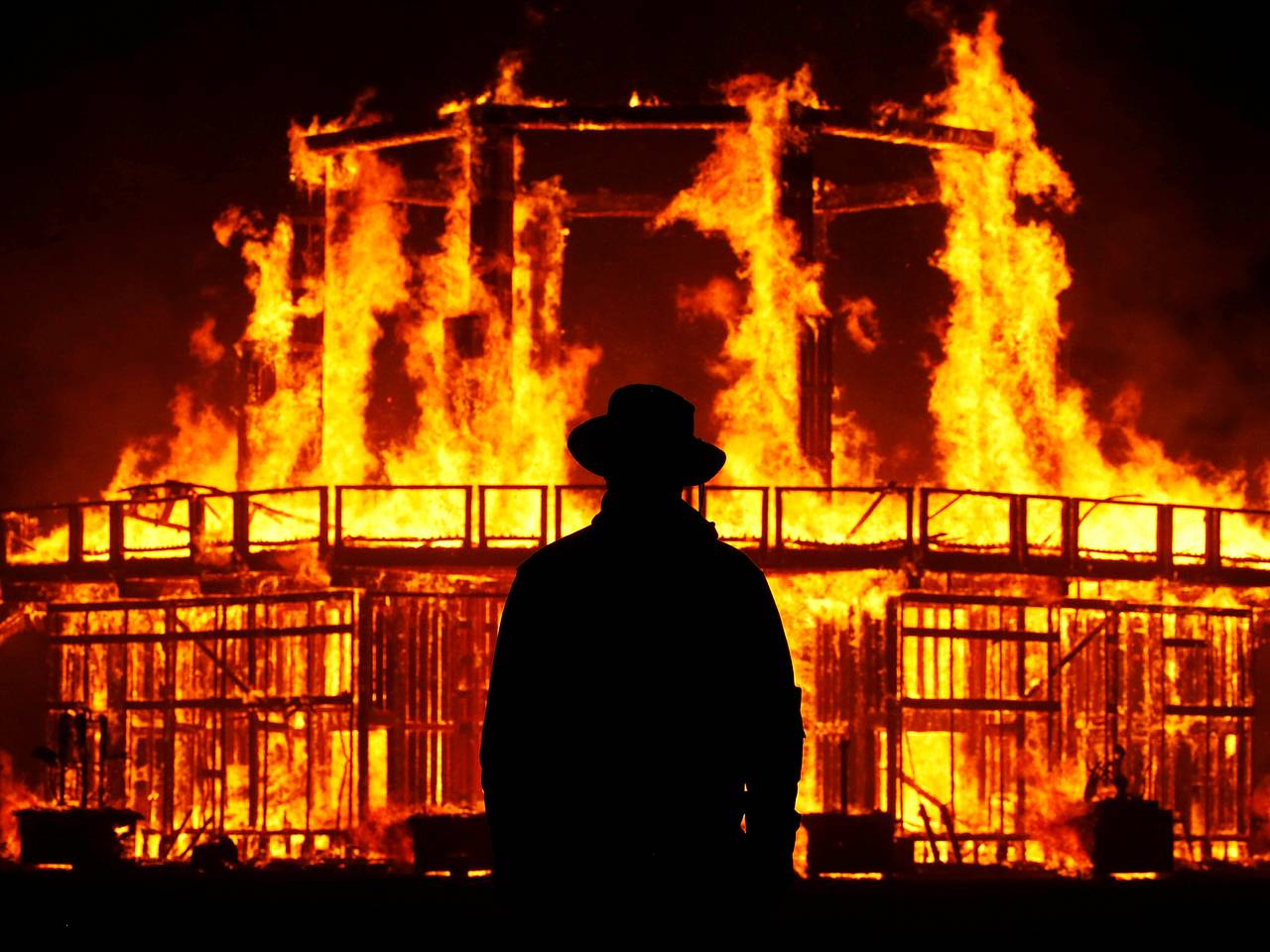 Появились подробности о расправившемся с россиянином на фестивале Burning Man преступнике