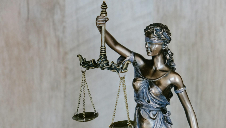 Суд обязал туроператора вернуть туристу удержанное агентское вознаграждение Суд обязал туроператора вернуть туристу удержанное агентское вознаграждение