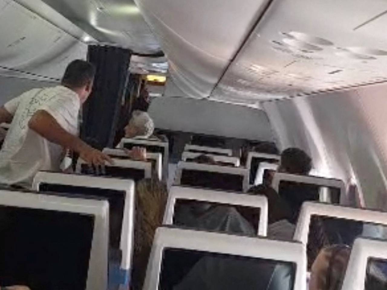 План теракта пилота самолета Flydubai
