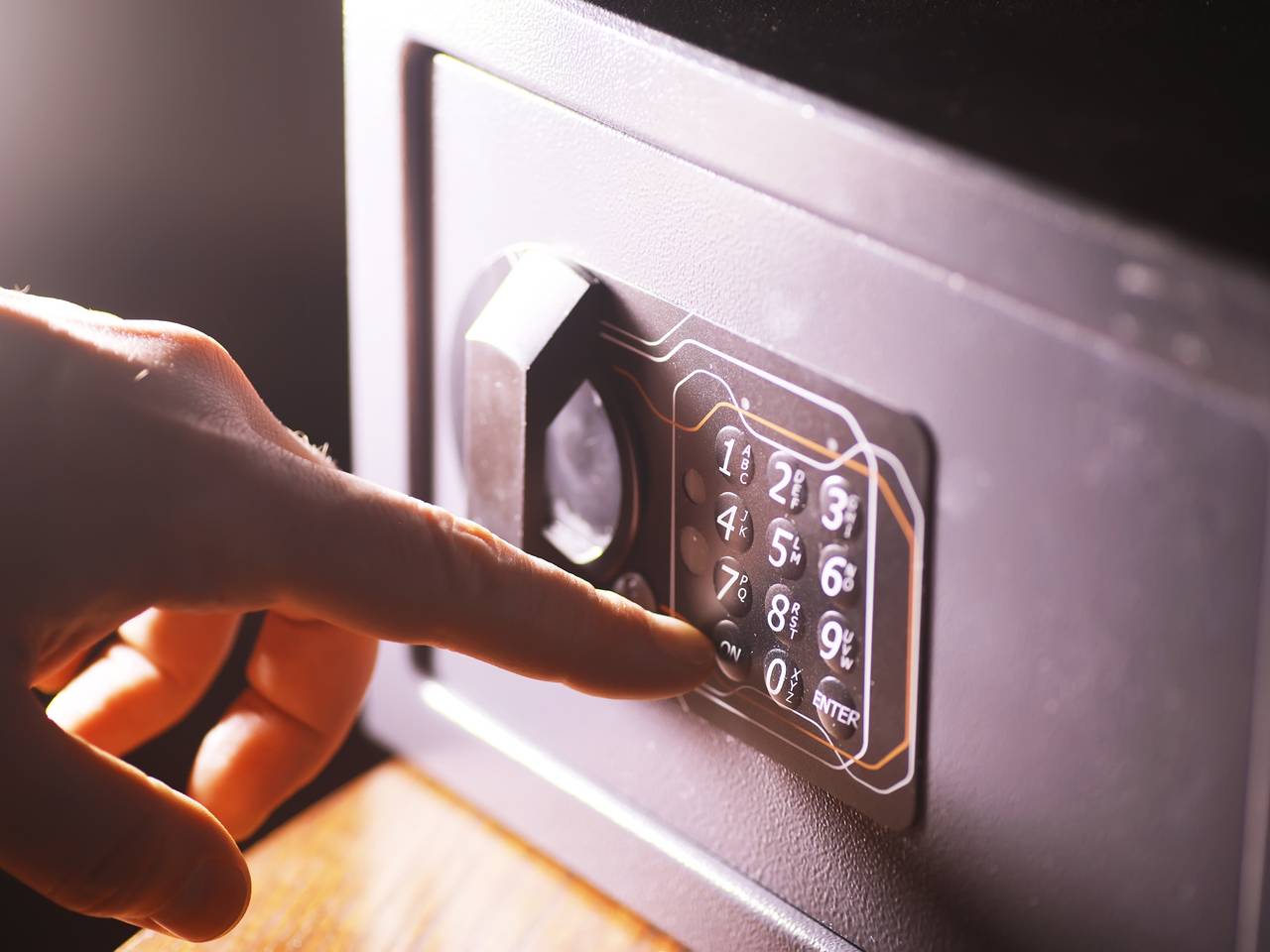 Россиянка раскрыла схему воровства в отеле США при помощи Chat GPT