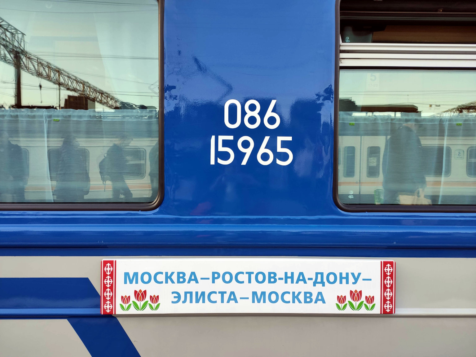 Фестиваль тюльпанов в Калмыкии и буддийская Элиста